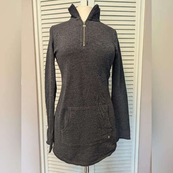 Victoria's Secret wing charm 1/4 zip tunic style sweatshirt fleece lined size sm - Picture 1 of 10